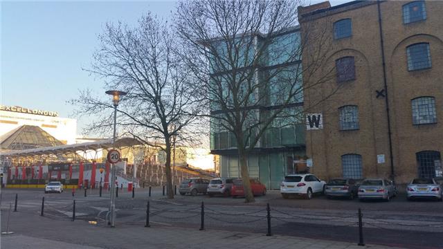  Image of 2 bedroom Flat to rent in Western Gateway London E16 at Western Gateway, London, E16